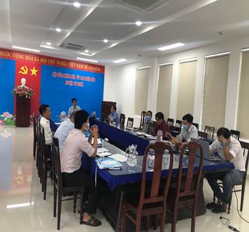UBND huyện tổ chức họp trực báo tiến độ thực hiện dự án Khu dân cư phía Tây Công an huyện, Dự án Đường và Khu dân cư dọc đường Cụm CN La Hà – Nghĩa Thương.