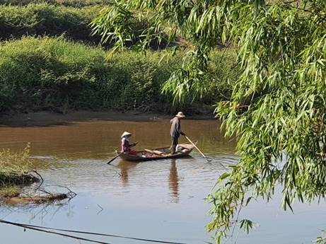 Báo động tình trạng đánh cá bằng xung điện trên sông Vệ