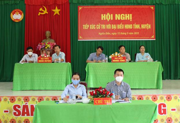 Đại biểu HĐND tỉnh và huyện Tư Nghĩa tiếp xúc cử tri tại xã Nghĩa Điền