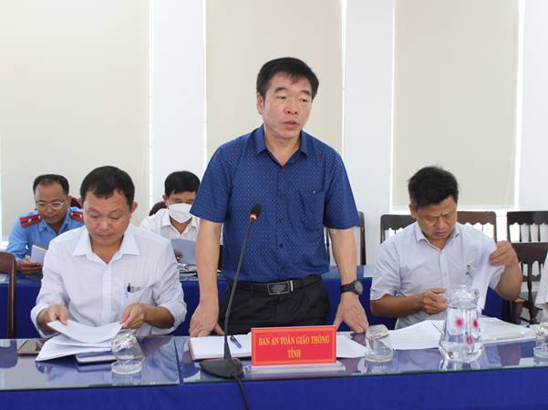 Đoàn công tác Ban an toàn giao thông tỉnh Quảng Ngãi làm việc với huyện Tư Nghĩa