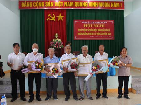 Đảng uỷ thị trấn La Hà triển khai nhiệm vụ trọng tâm 6 tháng cuối năm 2022