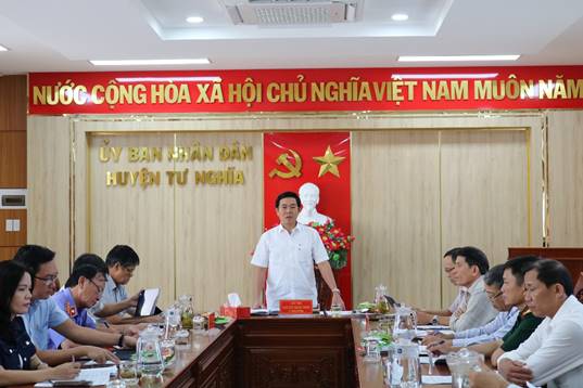 Chủ tịch UBND huyện Tư Nghĩa Nguyễn Đăng Vinh chỉ đạo khẩn việc “cát tặc” lộng hành