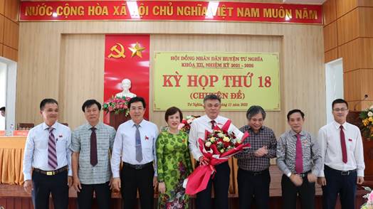 Đồng chí Nguyễn Tấn Lực được bầu giữ chức Chủ tịch HĐND huyện Tư Nghĩa, khóa XII, nhiệm kỳ 2021- 2026