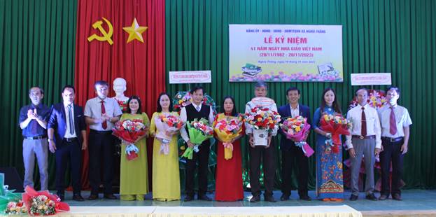 Nghĩa Thắng tổ chức Lễ kỷ niệm 41 năm ngày Hiến chương Nhà giáo Việt Nam 20/11