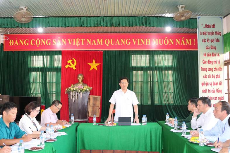 Chủ tịch UBND huyện Tư Nghĩa Nguyễn Đăng Vinh kiểm tra công tác chuẩn bị giao quân ở xã Nghĩa Mỹ và thị trấn Sông Vệ