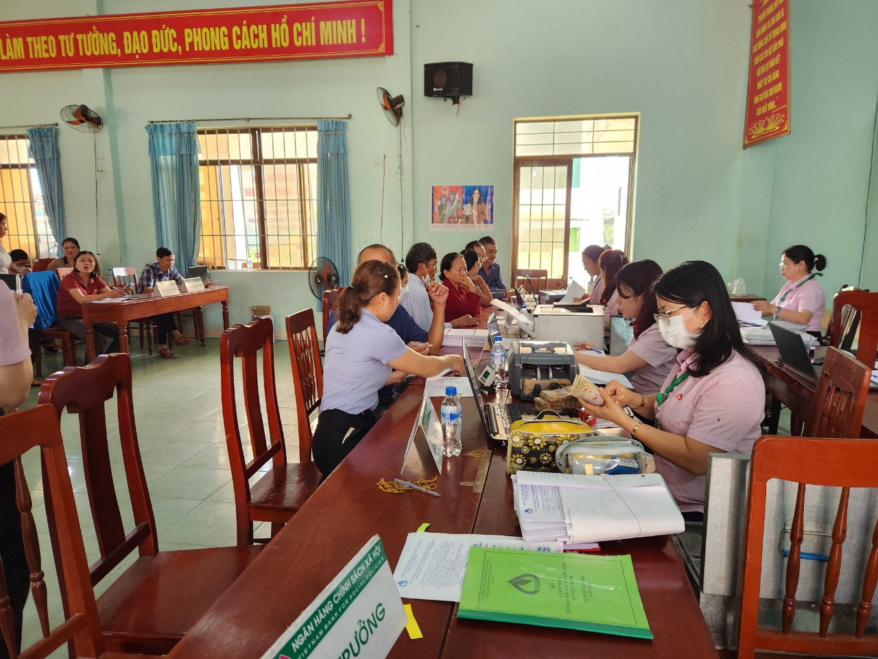 Ngân hàng Chính sách xã hội huyện Tư Nghĩa đẩy mạnh công tác giải ngân giúp hộ nghèo, hộ cận nghèo
