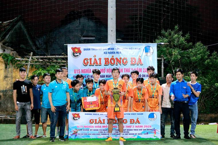 Nghĩa Hòa tổ chức thành công giải bóng đá mini U15 mở rộng lần thứ II - năm 2024