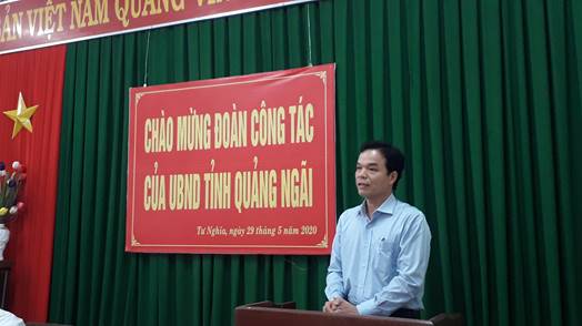 Đoàn công tác của UBND tỉnh làm việc với một số trường học trên địa bàn huyện Tư Nghĩa