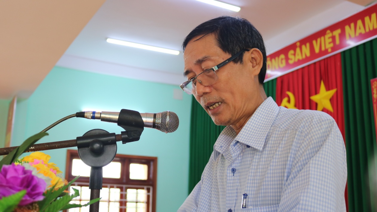 Bí thư Huyện uỷ Tư Nghĩa tiếp xúc, đối thoại trực tiếp với Nhân dân ở xã Nghĩa Sơn