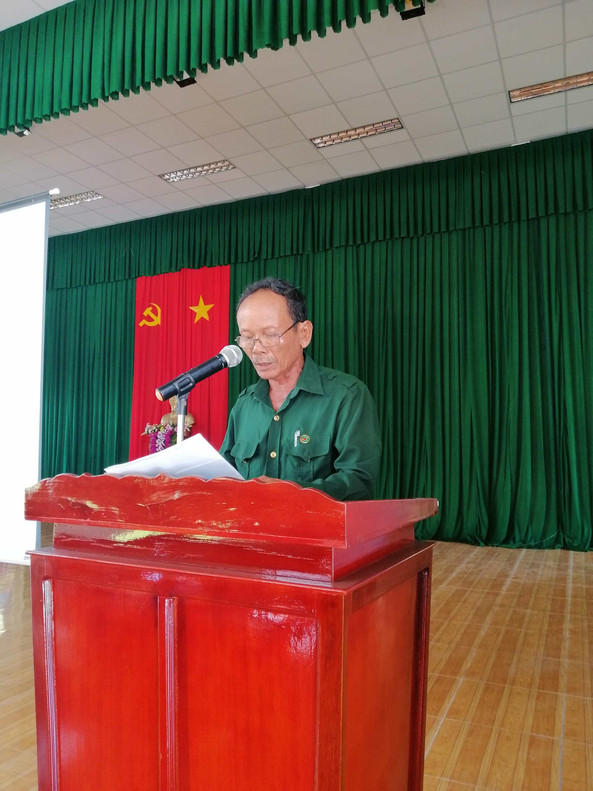 Nghĩa Trung tổ chức gặp mặt nhân kỷ niệm 70 năm ngày thành lập lực lượng thanh niên xung phong Việt Nam
