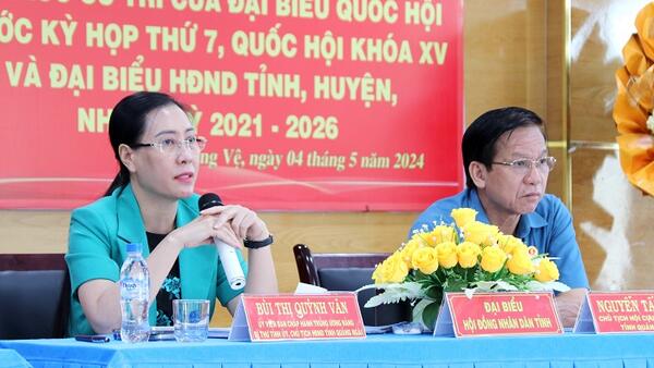 Đại biểu Quốc hội, HĐND tỉnh, huyện tiếp xúc cử tri tại thị trấn Sông Vệ, huyện Tư Nghĩa
